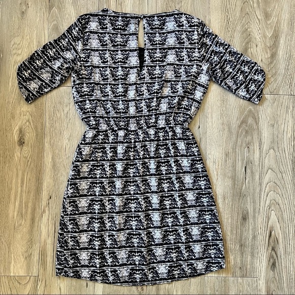 Minimum Mini Dress​ - Picture 4 of 4